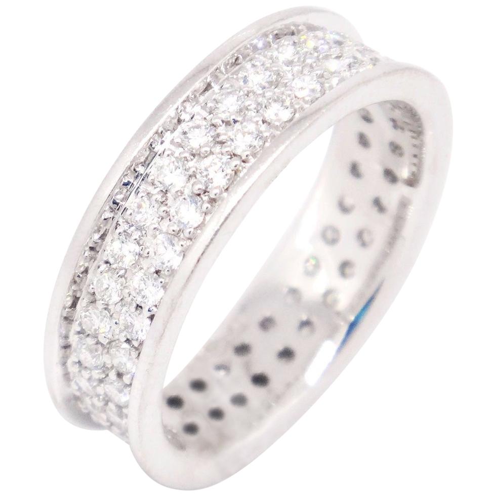 18 Karat White Gold 0.75 Carat Round Diamond Eternity Band Ring For Sale