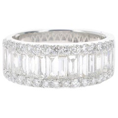 1.91 Carat Baguette and Round Diamonds Bridal Ring 18 Karat Gold GVS Diamond