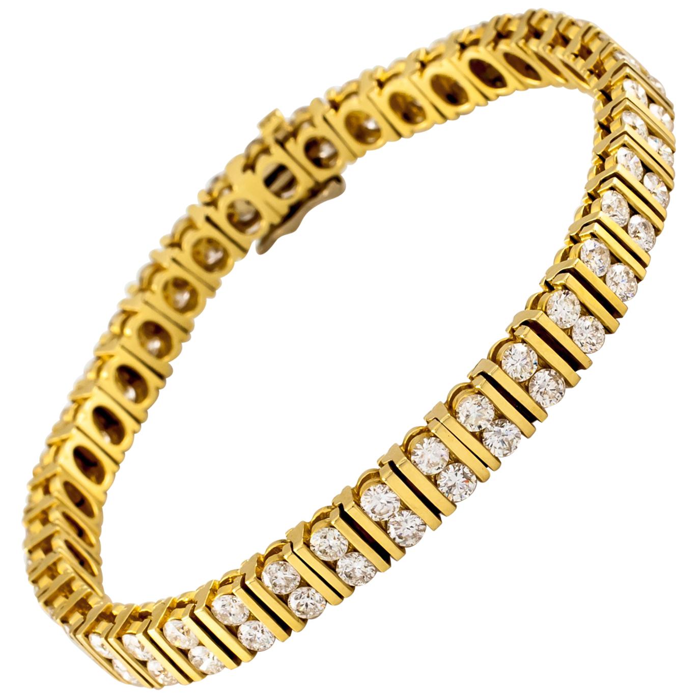 6.68 Carat Round Diamond Yellow Gold Doublet Tennis Bracelet For Sale