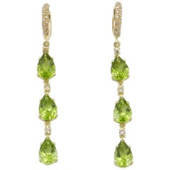 18 Karat Long Yellow Gold Peridot and Brown Diamonds Garavelli Earrings