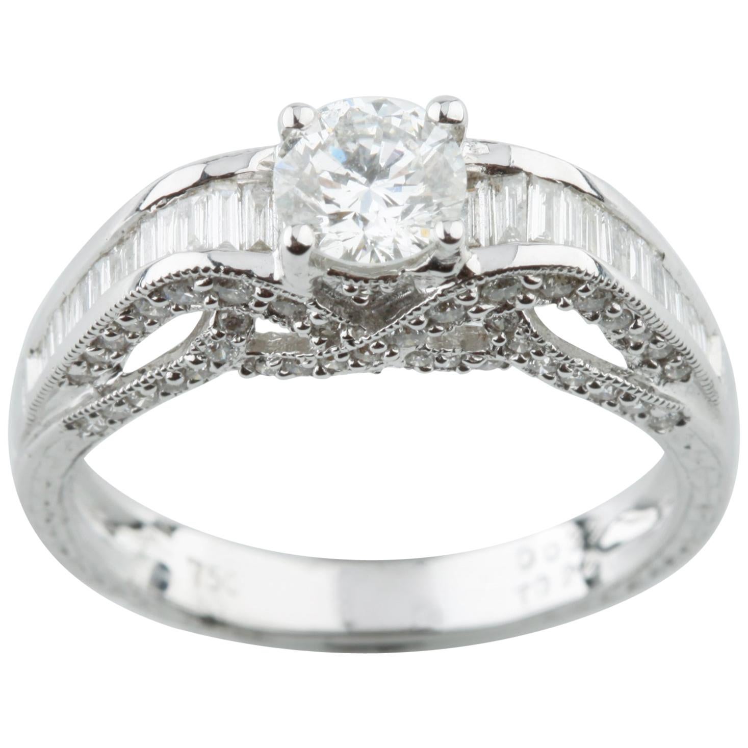 1.08 Carat Round Diamond Solitaire 18 Karat White Gold Engagement Ring For Sale