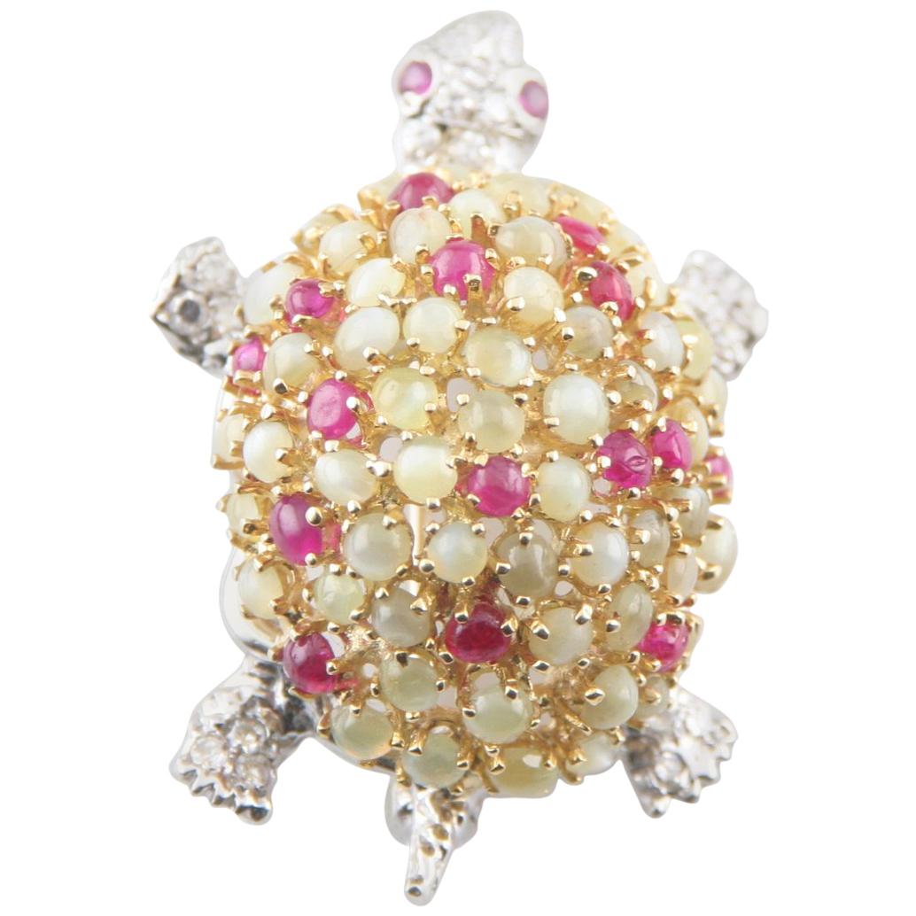 French Ruby Diamond Gold Turtle Brooch For Sale at 1stDibs
