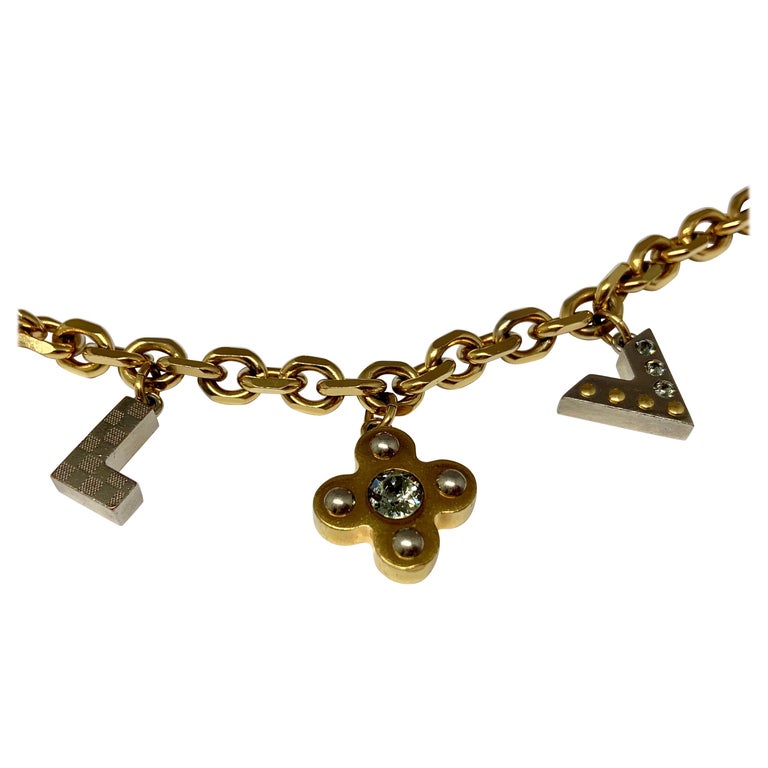 Louis Vuitton Gold-Plated Chain Link Charm Bracelet For Sale at 1stdibs