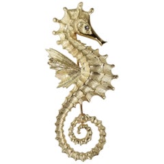 14 Karat Yellow Gold Diamond "Sea Horse" Pin