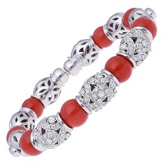 Chantecler 18 Karat, White Gold Coral Diamonds Bon Bon Collection Bangle