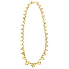 18 Karat Yellow Gold Flower Link Necklace