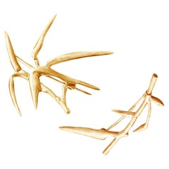 Diptyque de broche de créateur en or rose quatorze carats en forme de bambou par l'artiste