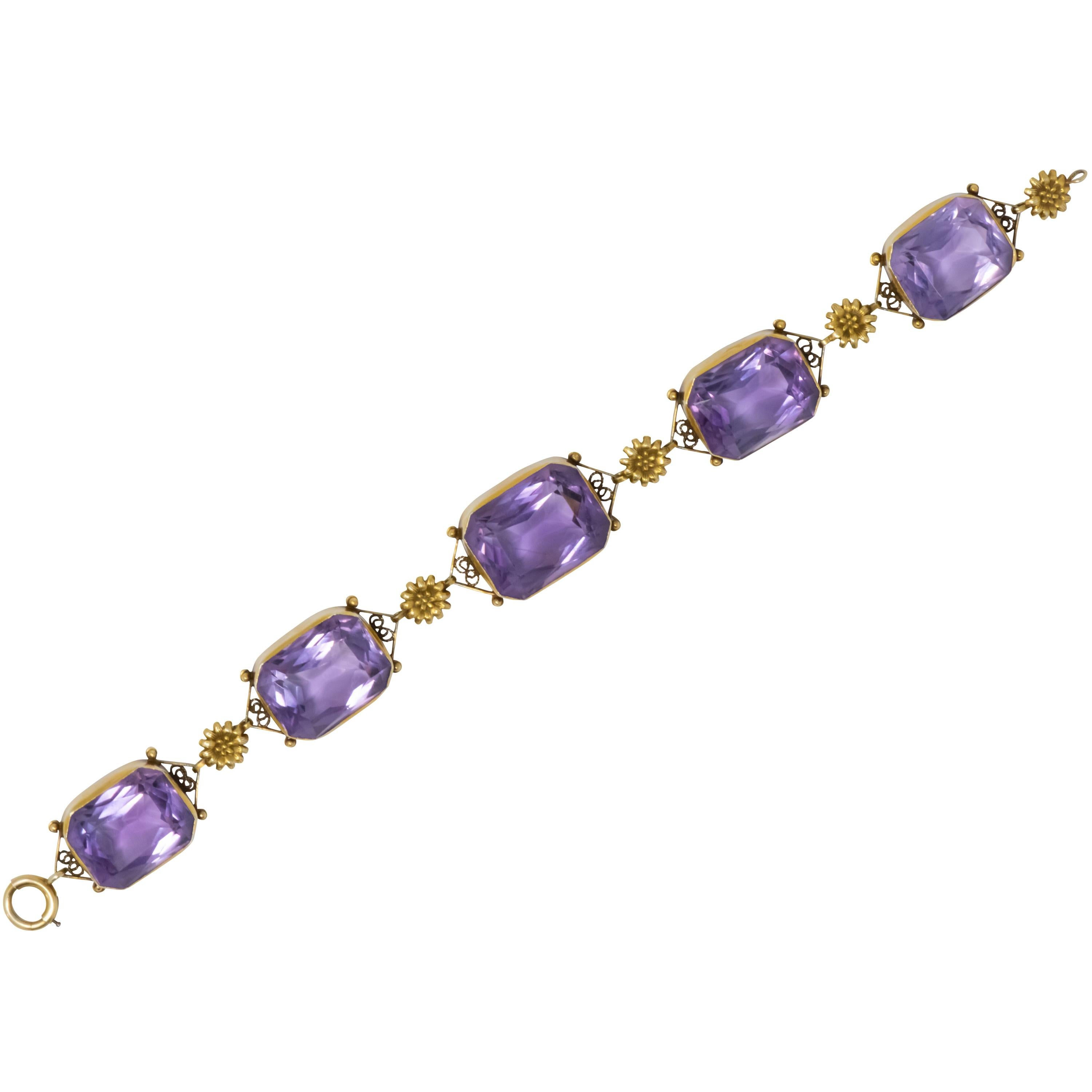 Victorian 83.50 Carat Amethyst 14 Karat Gold Bracelet