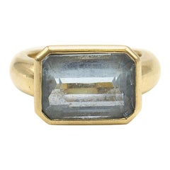Bespoke 18 Karat Yellow Gold Aquamarine Ring