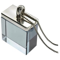 Collana con ciondolo in stile Art Deco in oro bianco a diciotto carati con topazio