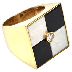 18k Gold, Onyx and Mother of Pearl Vintage Geometric Ring Italian Vintage