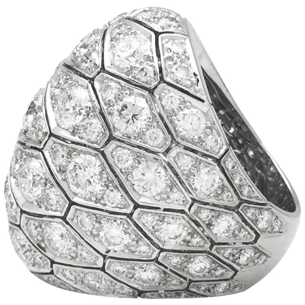 Cartier Ring, Serpentine Collection Set with Diamonds