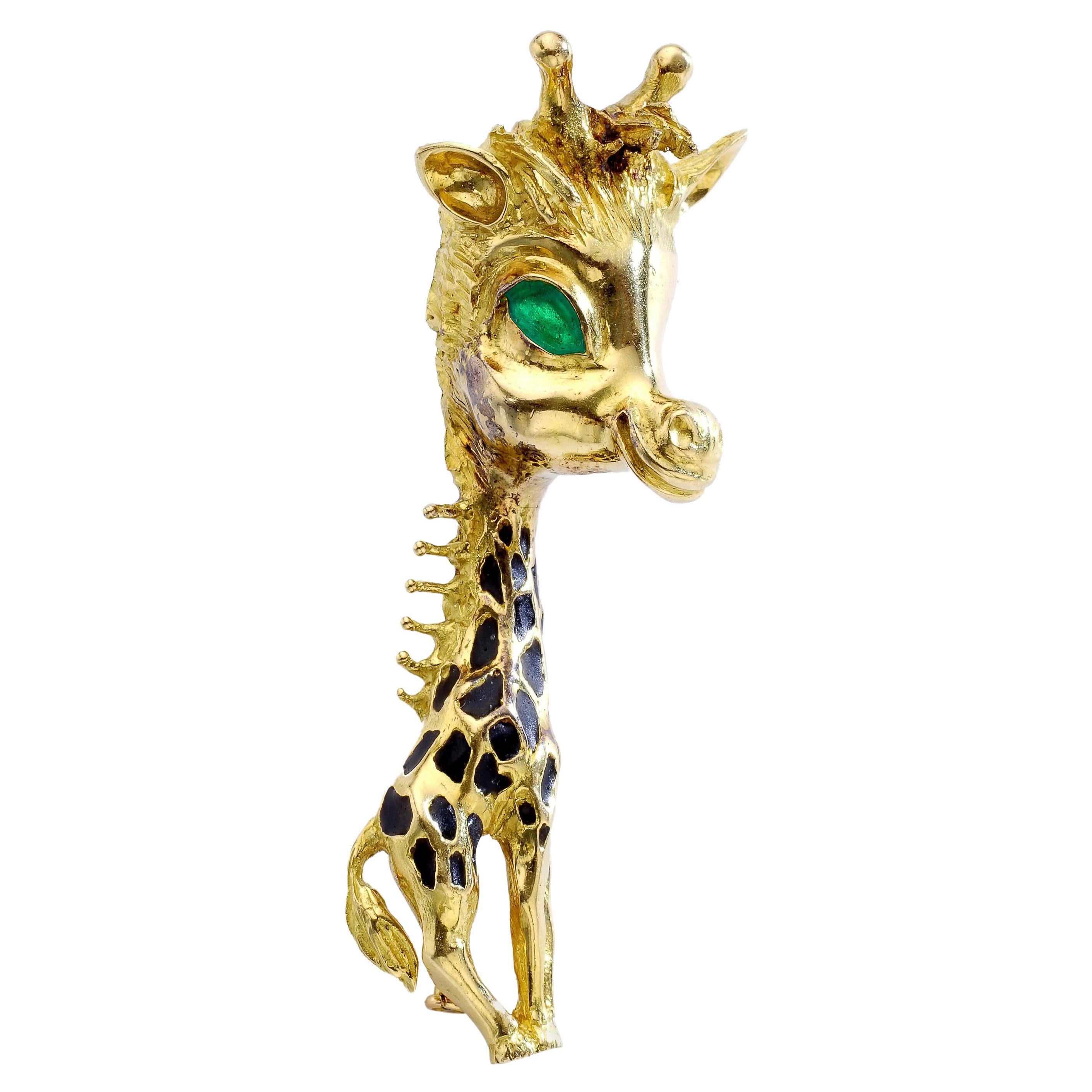 1970s French Enamel Yellow Gold 18 Karat Giraffe Brooch