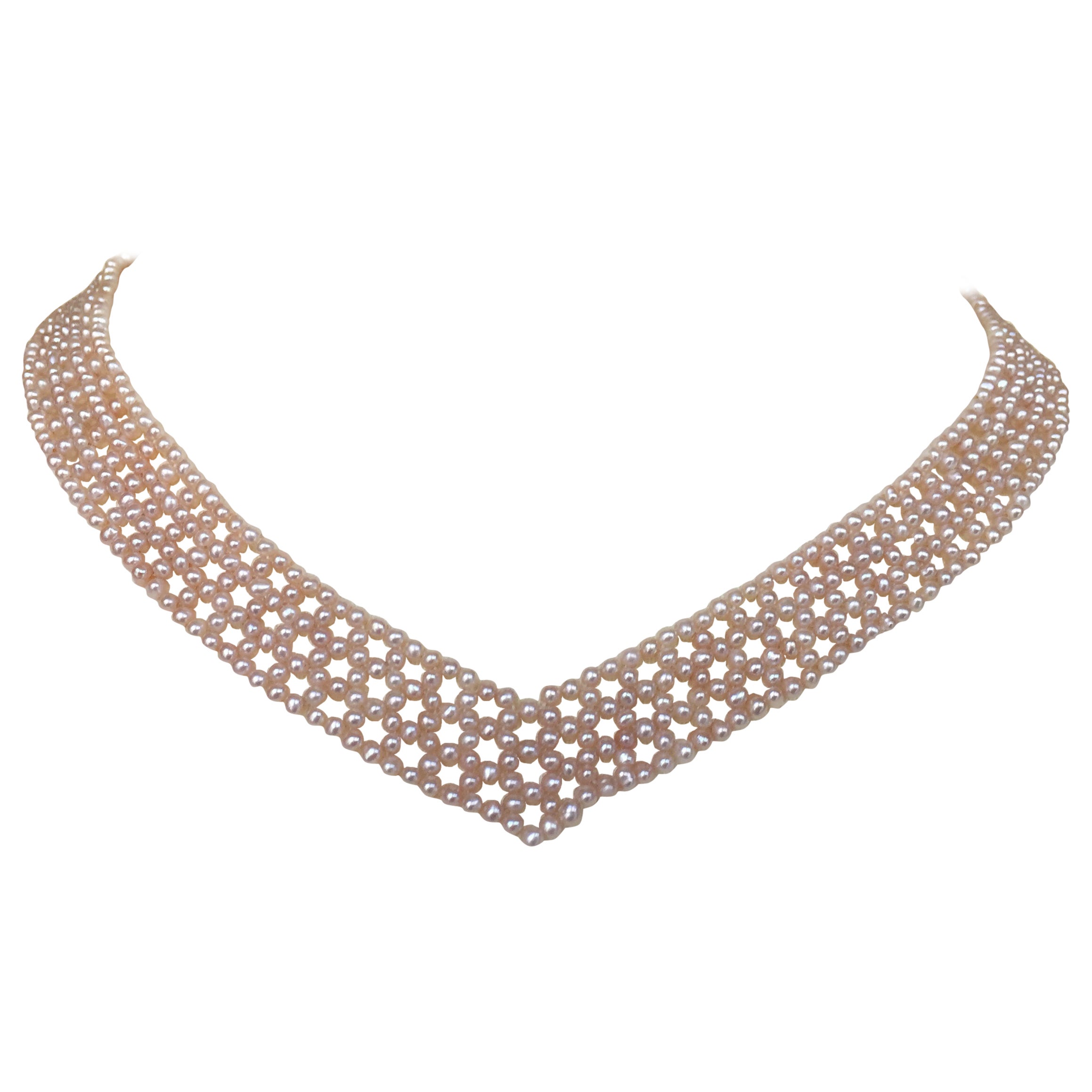 Marina J. Gewebte rosa Perlen-Halskette „V“ mit 14k Weißgold vergoldetem Schiebeverschluss im Angebot