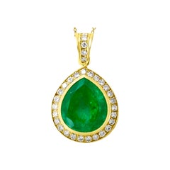 AGL Certified Minor 15 Ct Colombian Emerald Diamond Pendent/Necklace 18 K Y Gold
