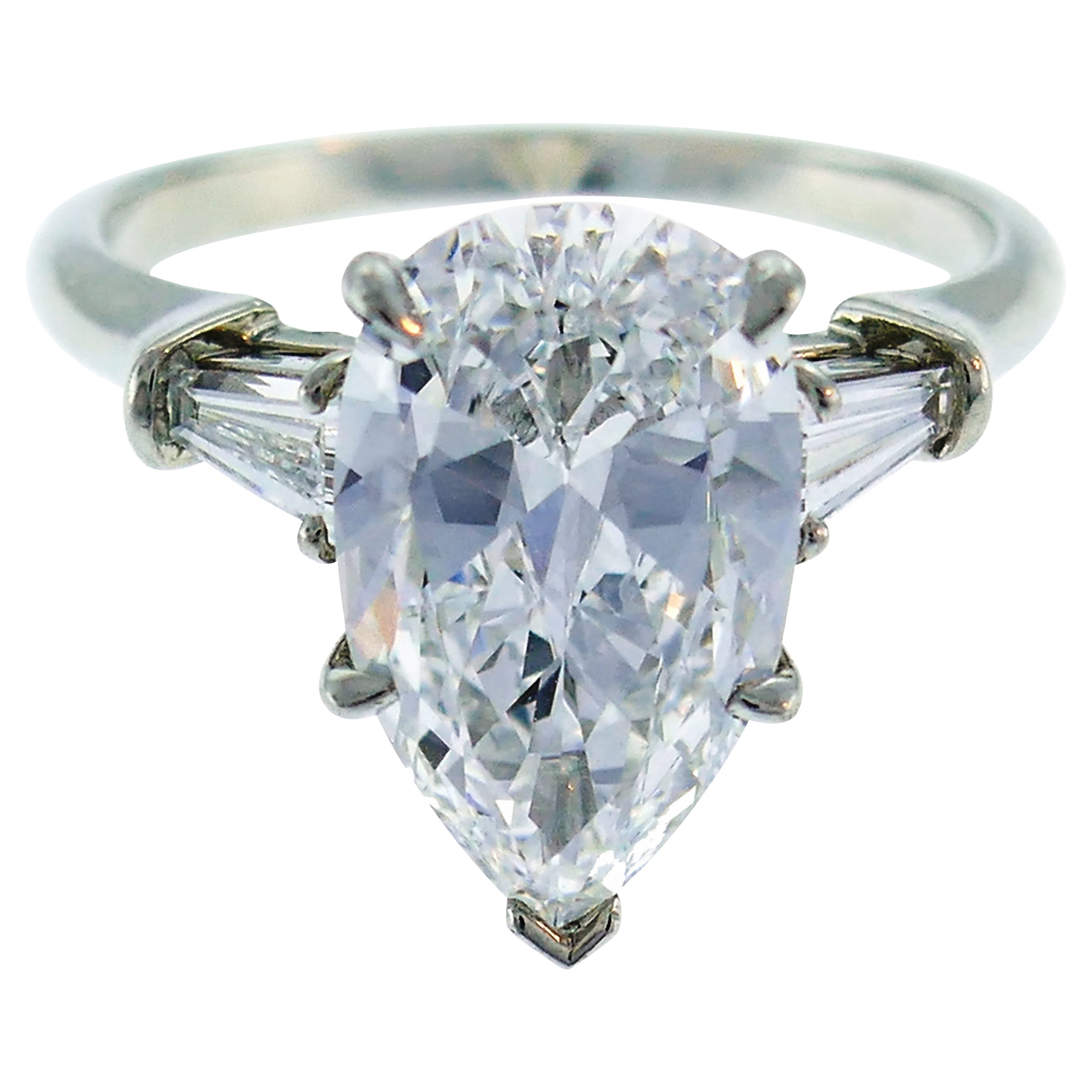 Harry Winston .56 Carat VVS1/F Diamond Solitaire Platinum Engagement