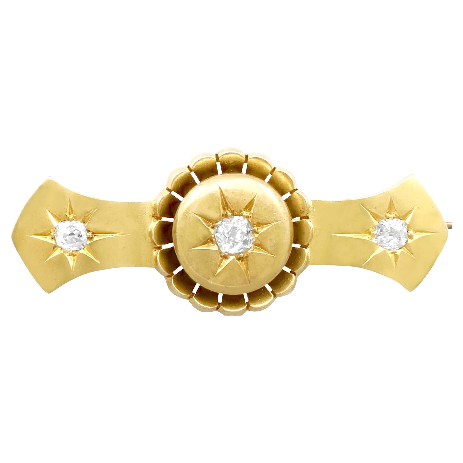 Victorian Diamond and Yellow Gold Brooch For Sale
