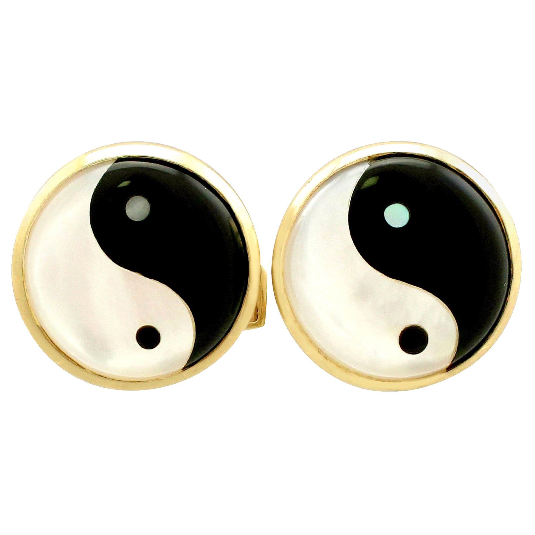 Vintage Yin Yang Mother of Pearl and Yellow Gold Cufflinks