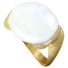Yvel 18K Yellow Gold and White Freshwater Keshi Pearl Ring
