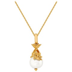 Stephen Webster Pisces Astro Ball 18 Carat Yellow Gold and White Pearl Pendant