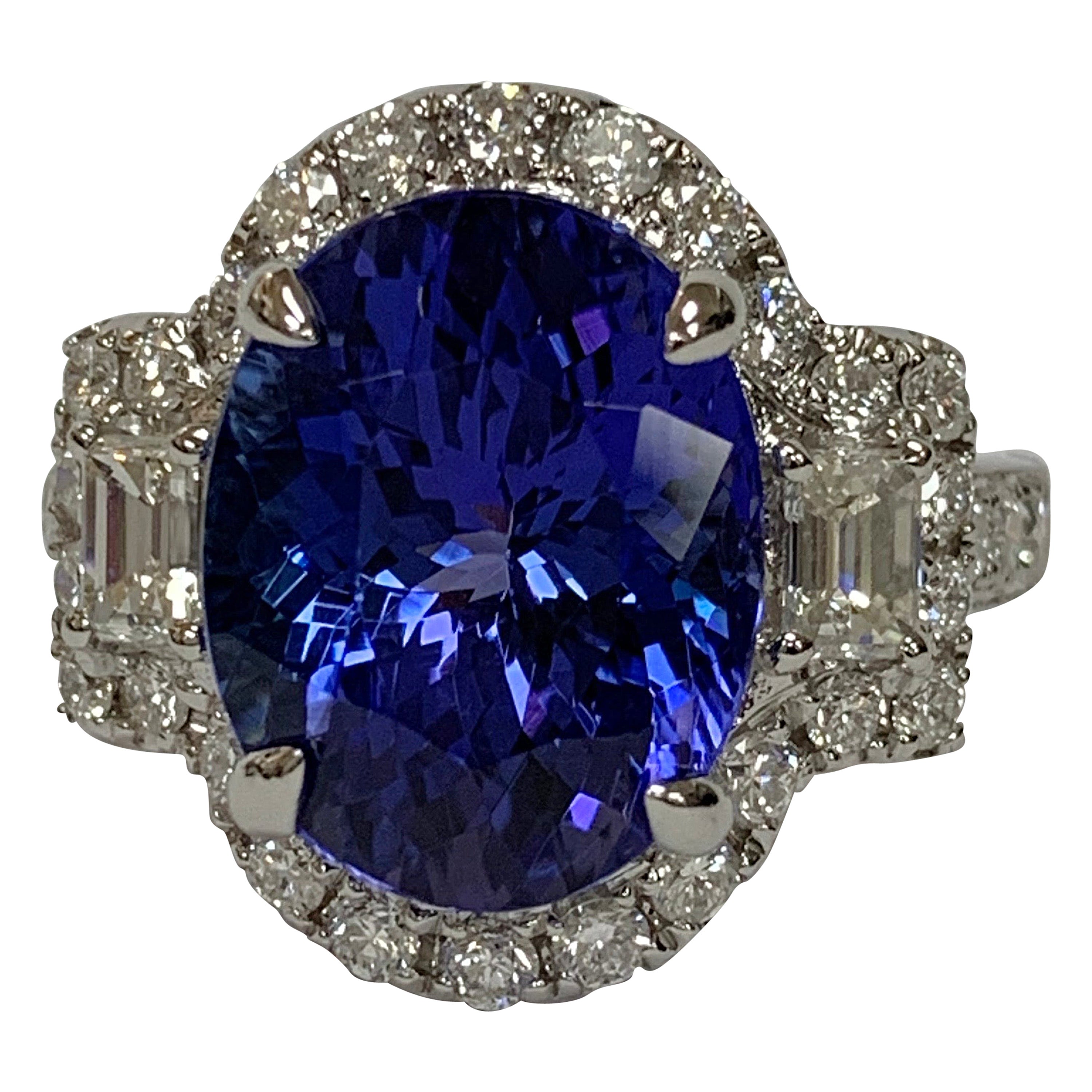 Oval AA Tanzanite and Diamond Ring For Sale at 1stDibs