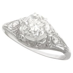 Bague de fiançailles solitaire en platine et diamant de 1.01 carats