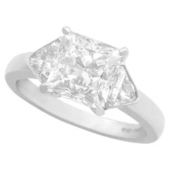 Anello di fidanzamento in platino e diamanti da 3,86 carati
