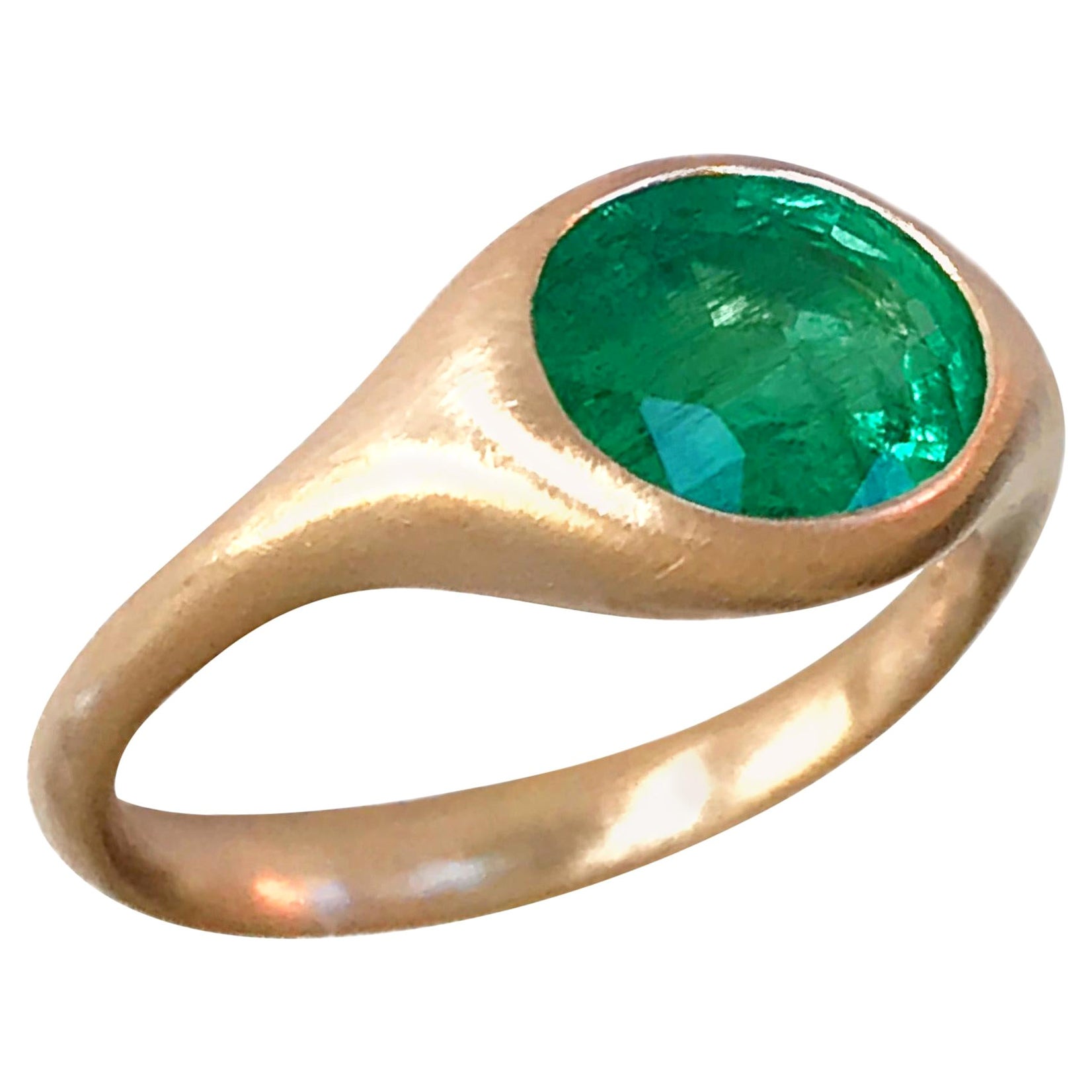 Dalben Design 2, 29 Carat Emerald Rose Gold Ring For Sale