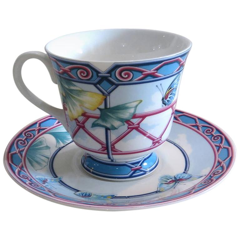 Hermes Papillons Porcelain Tea Cup with Plate Set of 8 at 1stDibs