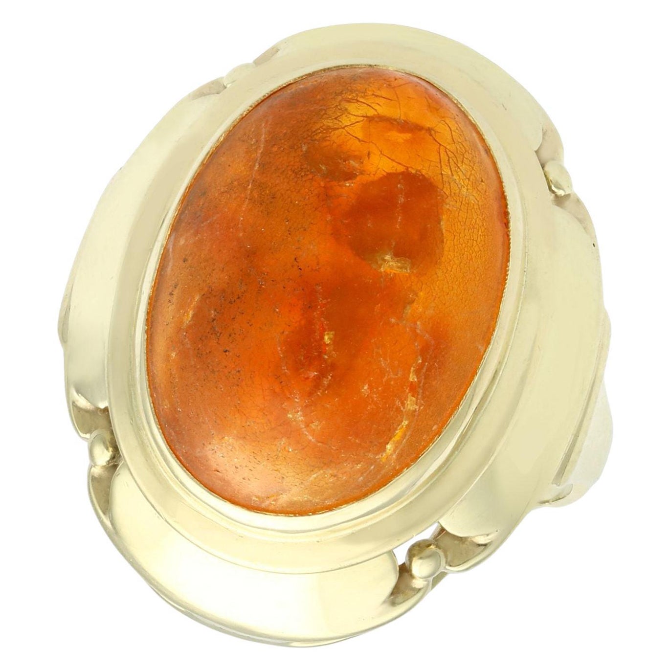 Vintage 1940s 4.61 Carat Cabochon Cut Amber and Yellow Gold Cocktail Ring For Sale