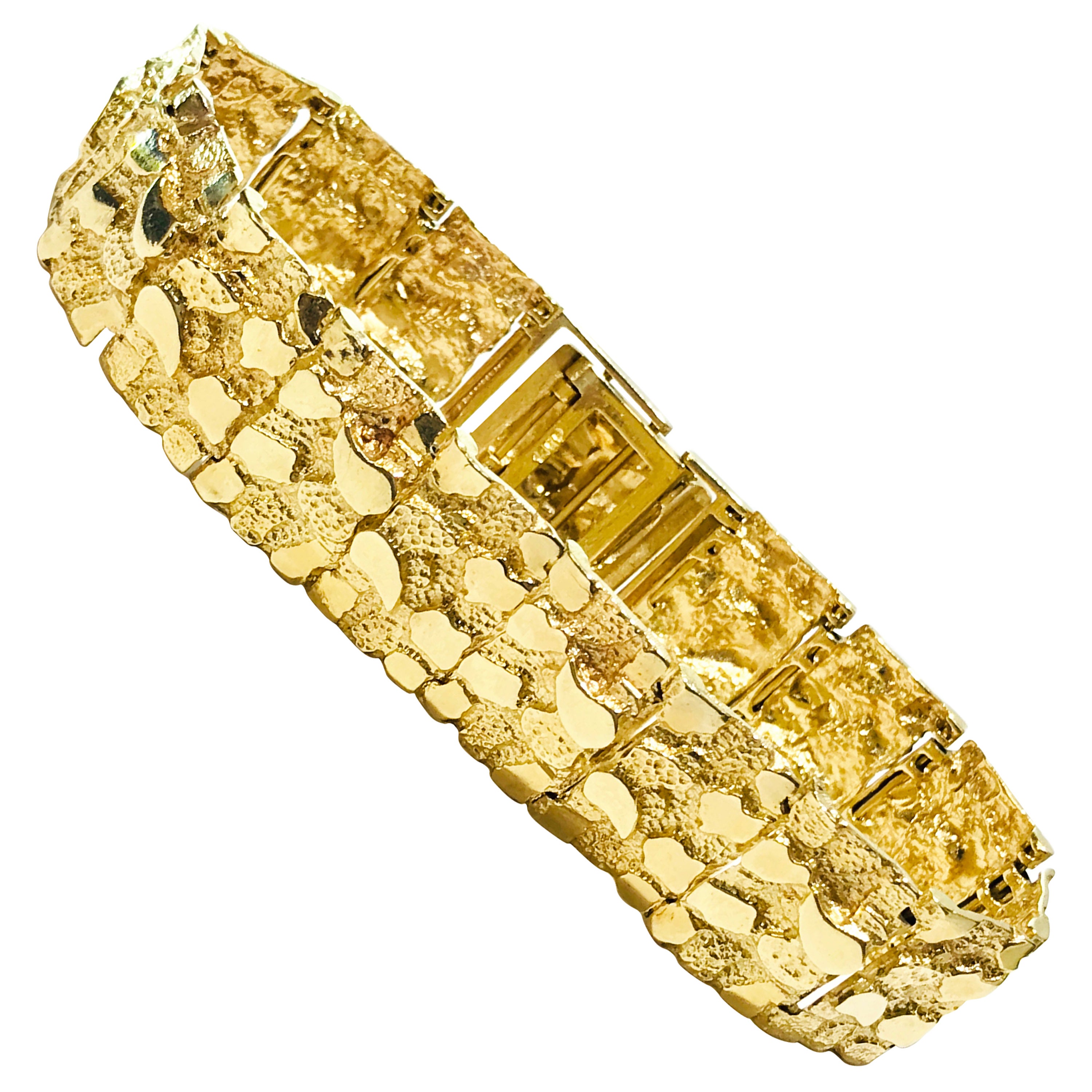 14 Karat Yellow Gold Nugget Style Bracelet For Sale at 1stDibs