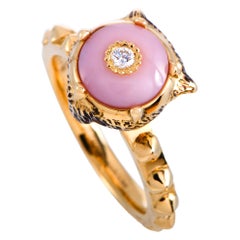 Gucci LMDM 18K Yellow Gold Diamond and Pink Opal Feline Motif Ring