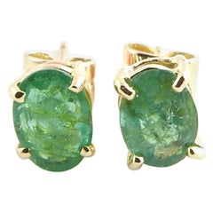 14 Karat Yellow Gold Emerald Stud Earrings