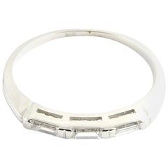 18 Karat White Gold and Baguette Diamond Wedding Band Size 7.5