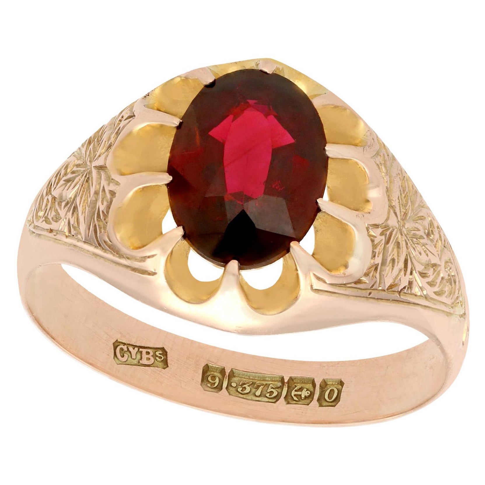 Antique 1913 2.57 Carat Garnet and Rose Gold Solitaire Ring For Sale