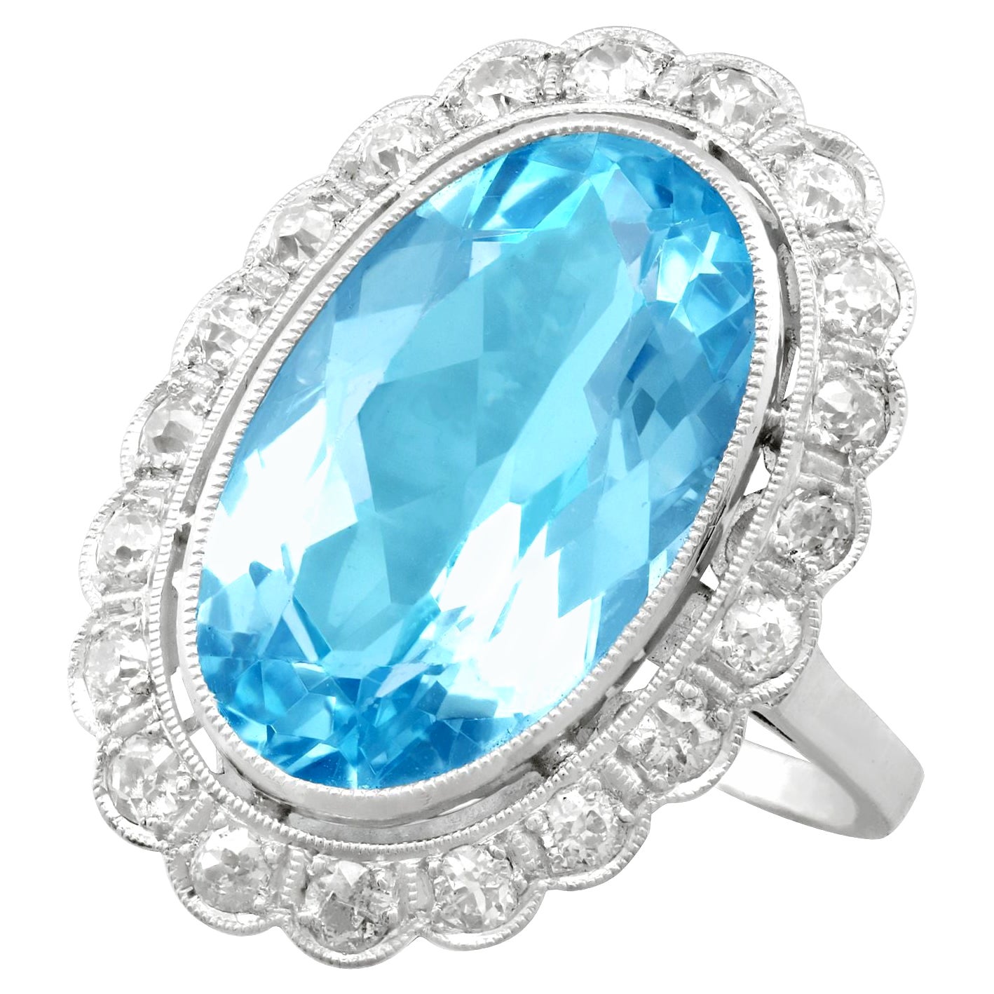 1930s 7.28 Carat Aquamarine and 1.30 Carat Diamond Platinum Cocktail Ring