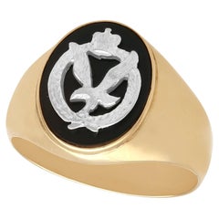 Anillo de sello vintage de los años 50 con ónice negro y oro amarillo