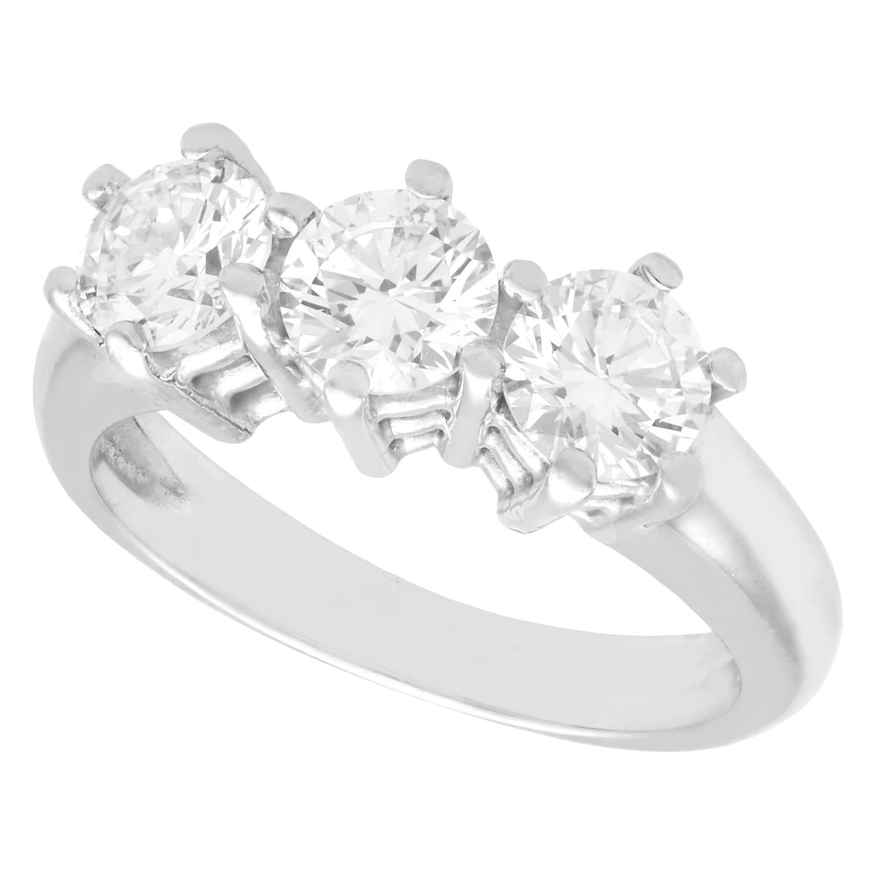 Vintage White Gold 1.18 Carat Diamond Three-Stone Trilogy Engagement Ring