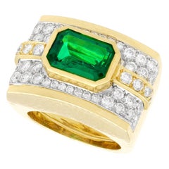 Vintage 1980s, 3.50 Carat Emerald and 1.72 Carat Diamond Yellow Gold and Platinum Ring