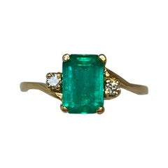 GIA Certified Colombian Emerald and Diamond Three-Stone Trilogy Yellow Gold Ring