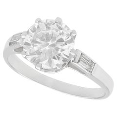 Anillo de compromiso solitario vintage de oro blanco de 18 quilates y diamantes de 2,10 quilates de la década de 1940