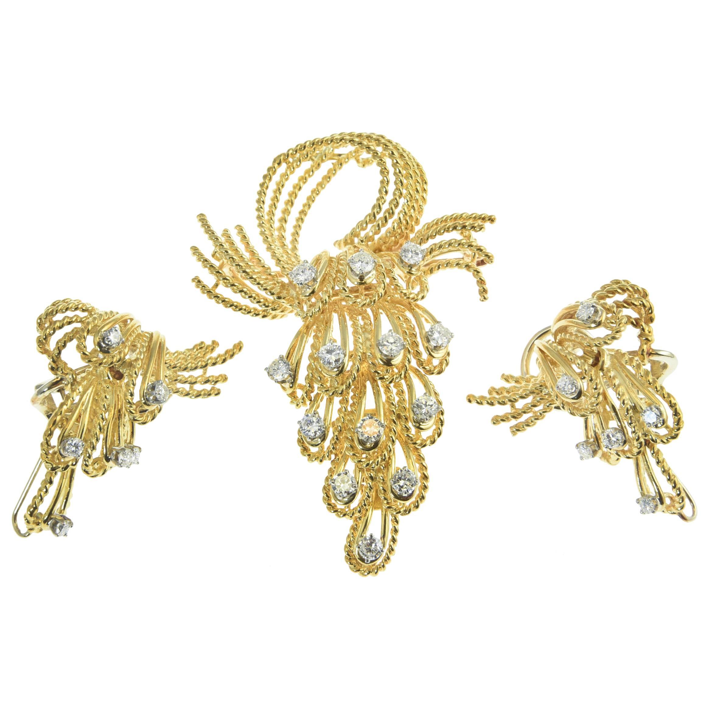 French Articulated Twisted Diamond Gold Cascade Brooch and Earrings Suite