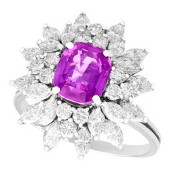 Bague cocktail grappe de saphirs violets de 3,81 carats et diamants de 2,28 carats