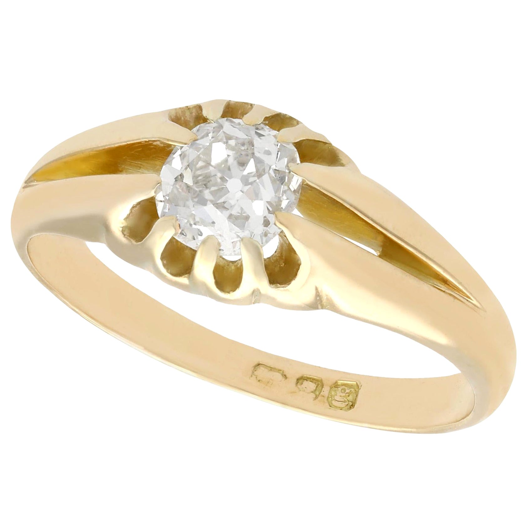 Antique 1900s Diamond and Yellow Gold Ring For Sale