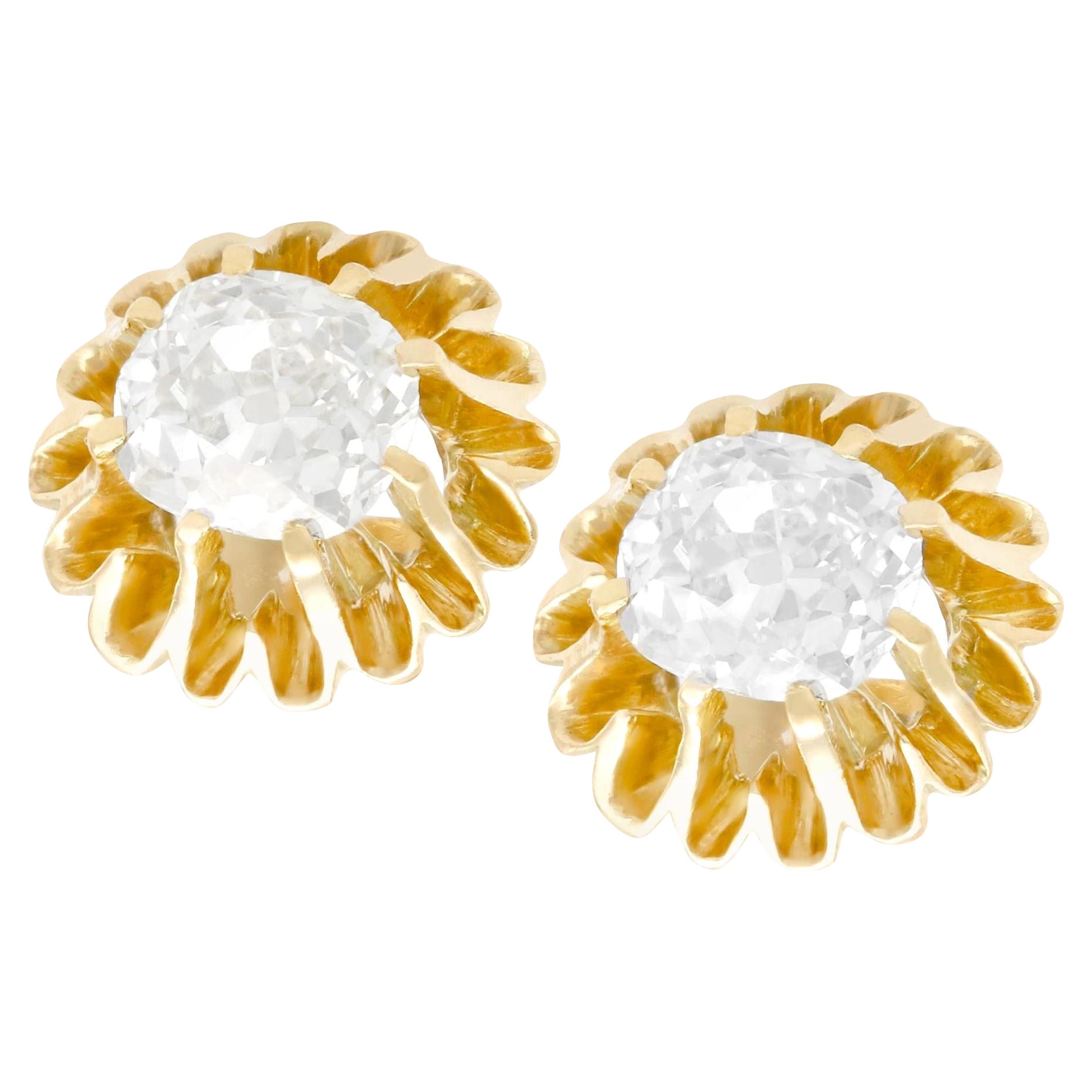 Antique 1.13 Carat Diamond and Yellow Gold Stud Earrings For Sale