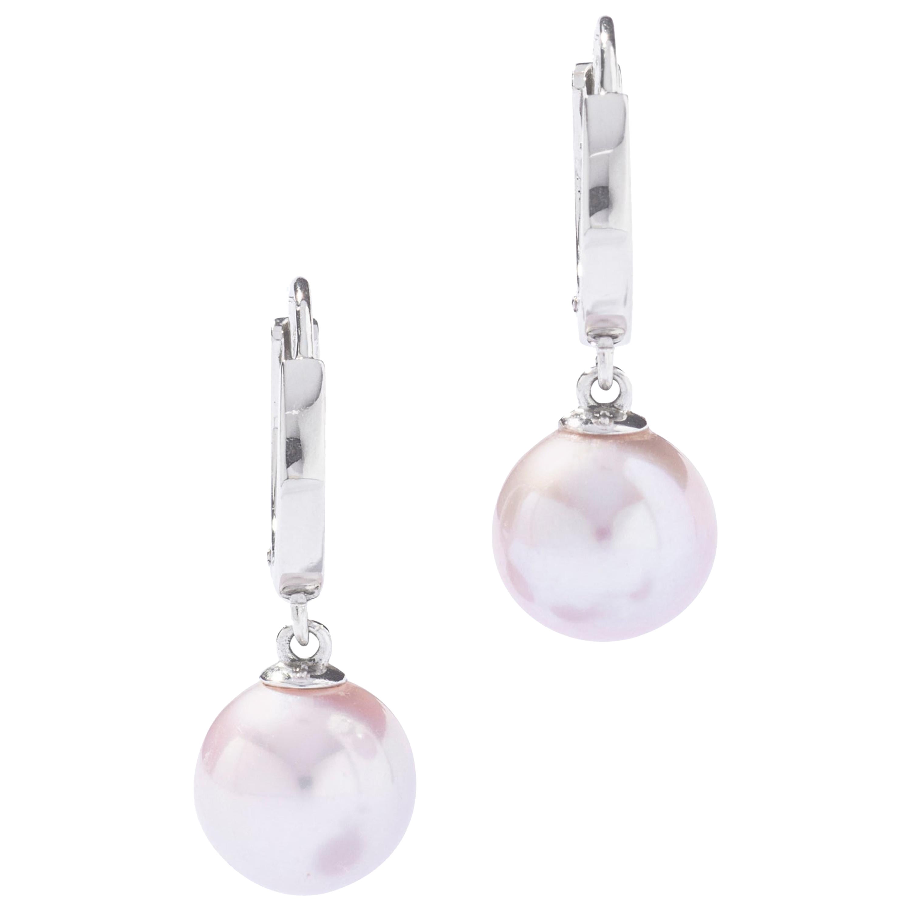 Cultured Pearl on White Gold 18 Karat Earclips