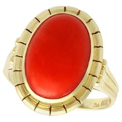 Retro 1940s 4.84 Carat Cabochon Cut Coral and Yellow Gold Cocktail Ring