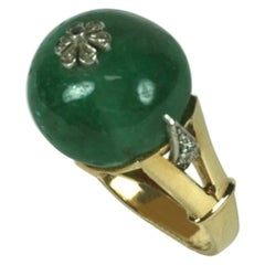Striking Retro Emerald Bead and Diamond Ring