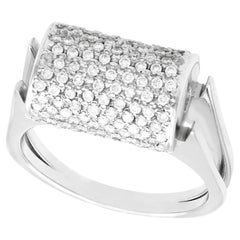 Bague cocktail vintage des années 1970 en or blanc et diamants