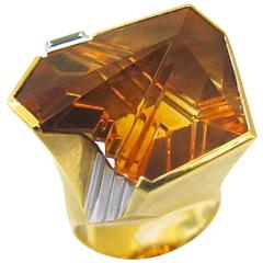 Atelier Munsteiner Bague en or, diamants et citrine